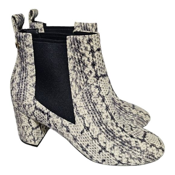 COLE HAAN Nitasha Snake Skin Leather Boots Booties - Size 6 1/2 - Picture 1 of 9